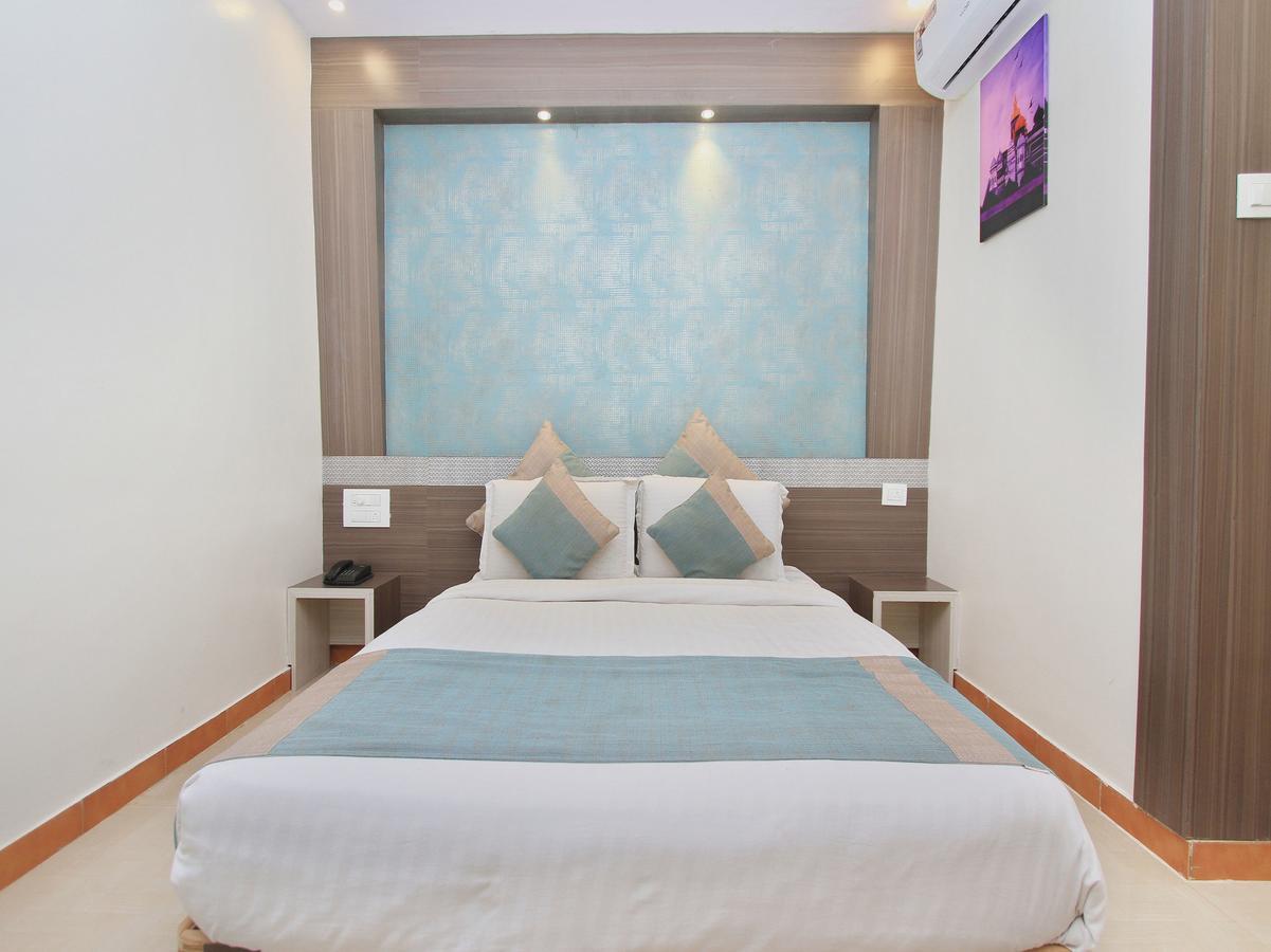 Aishwarya Le Royal Hotel Mysore Exterior foto