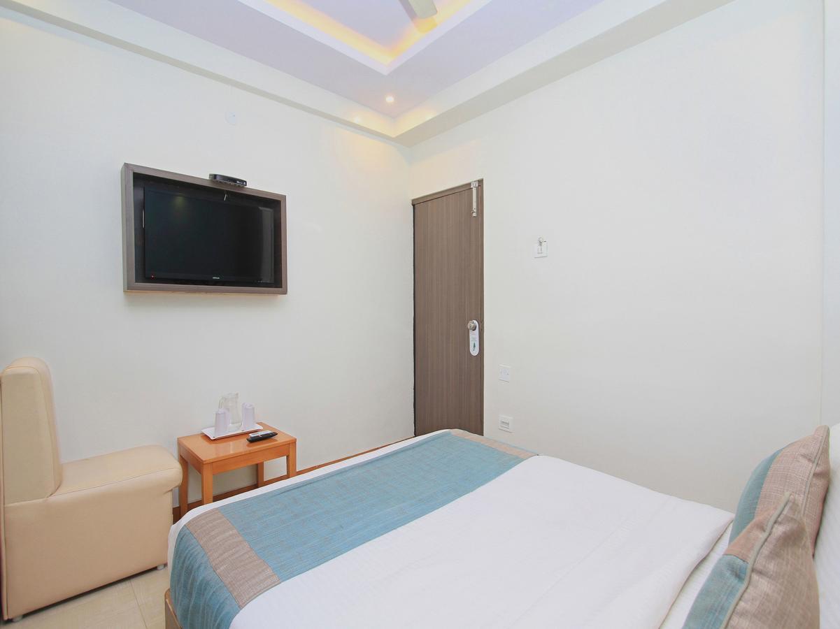 Aishwarya Le Royal Hotel Mysore Exterior foto