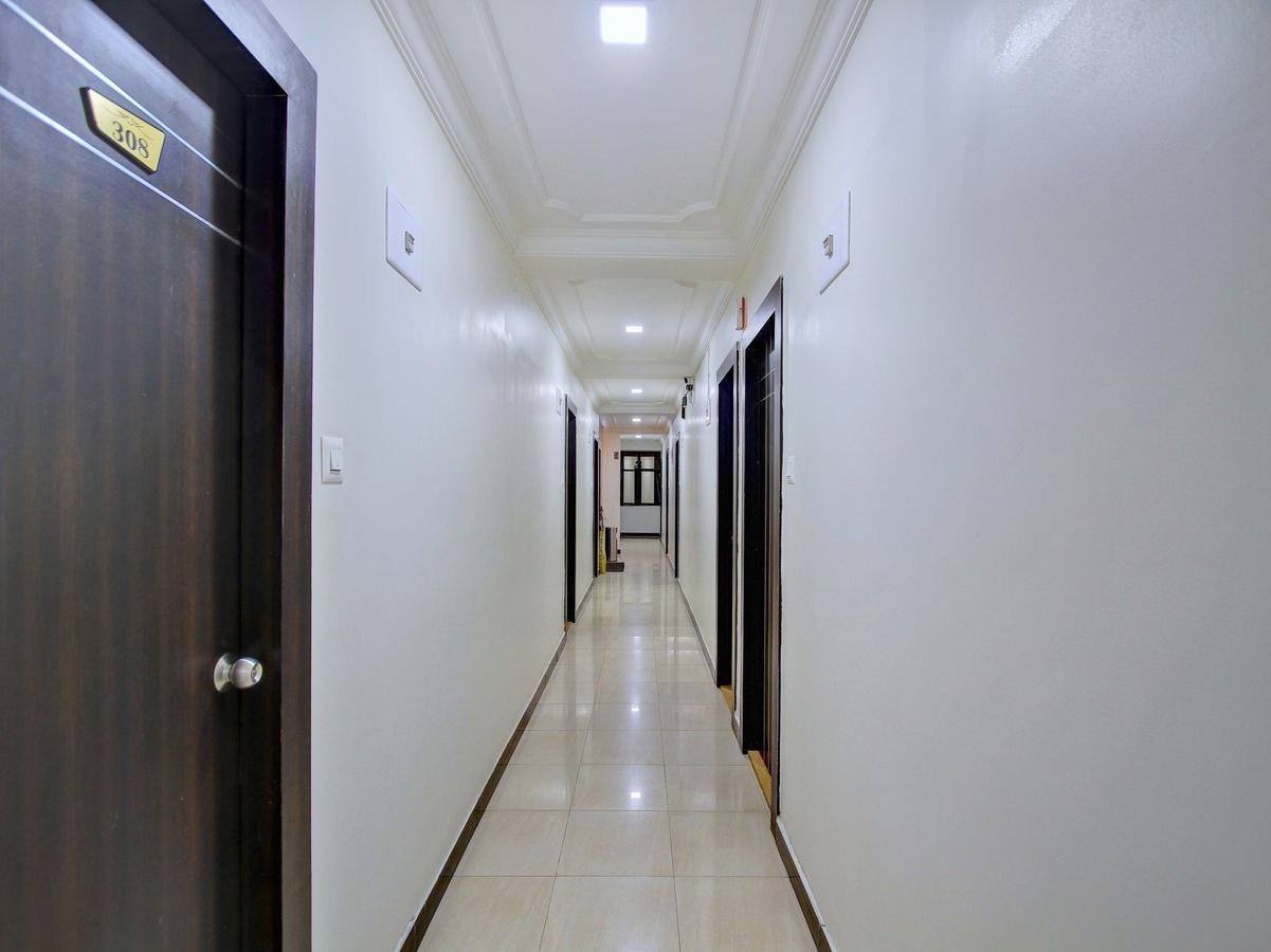 Aishwarya Le Royal Hotel Mysore Exterior foto