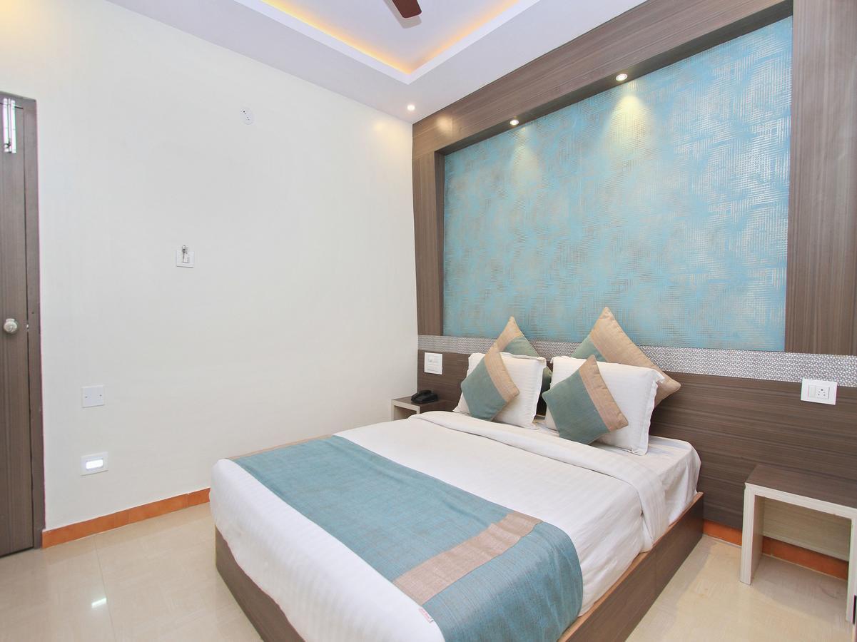 Aishwarya Le Royal Hotel Mysore Exterior foto