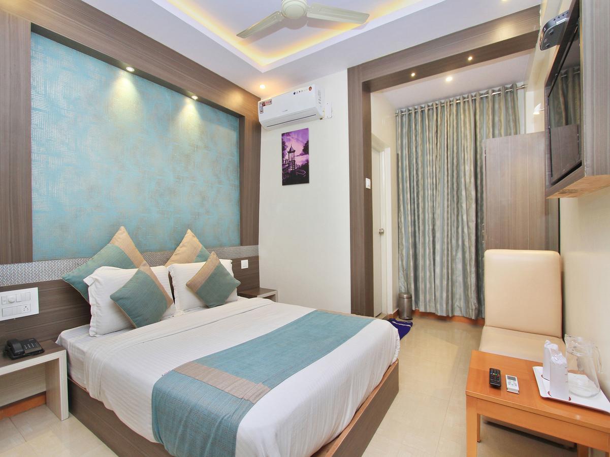 Aishwarya Le Royal Hotel Mysore Exterior foto
