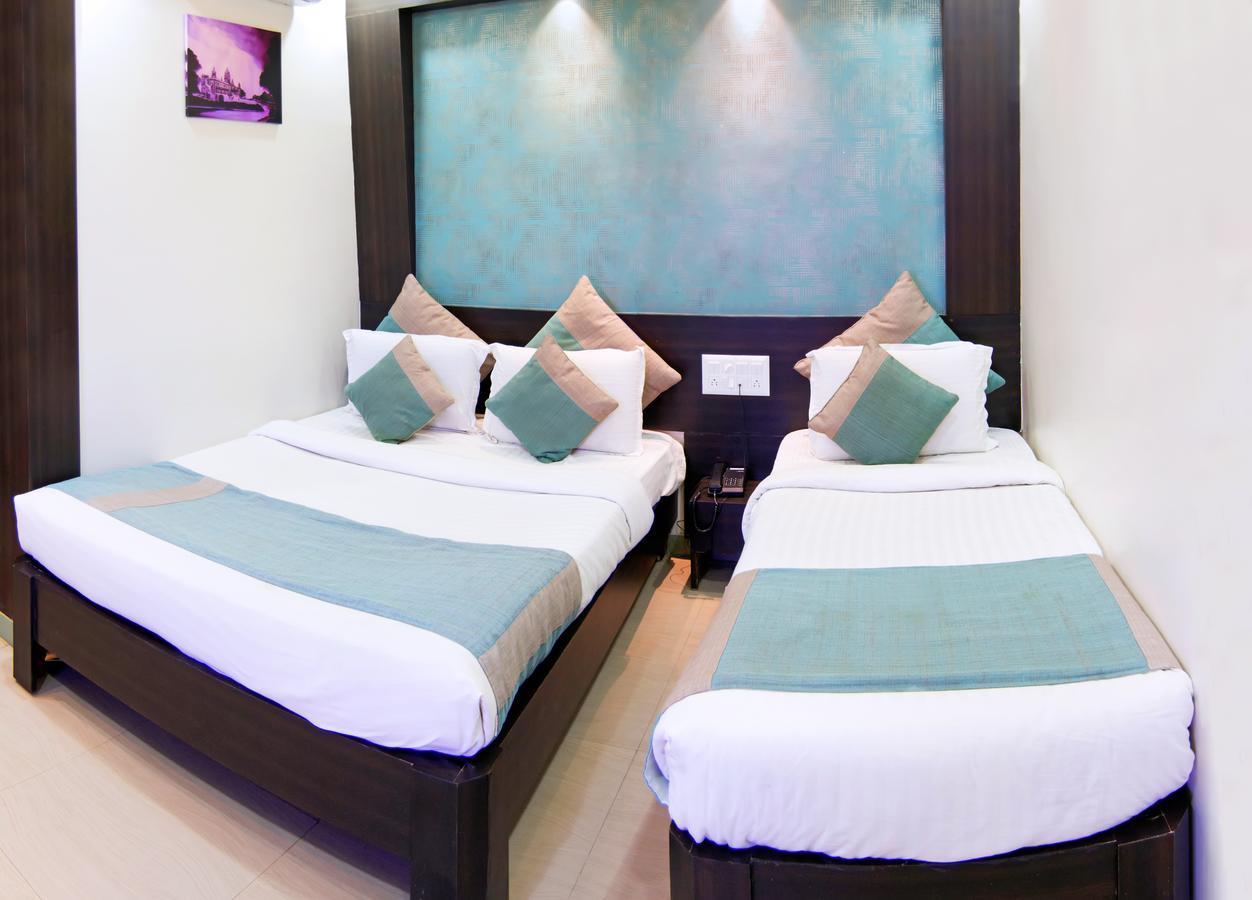 Aishwarya Le Royal Hotel Mysore Exterior foto