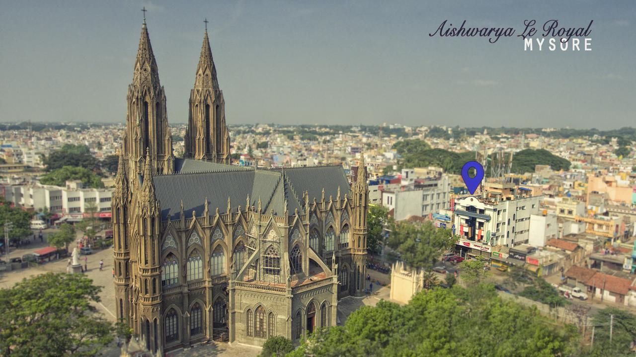 Aishwarya Le Royal Hotel Mysore Exterior foto