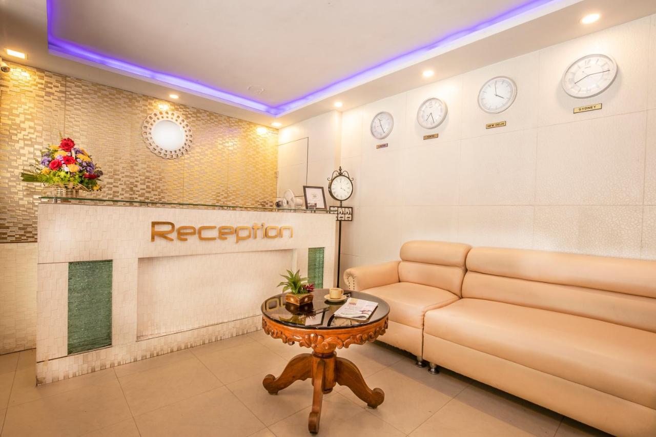 Aishwarya Le Royal Hotel Mysore Exterior foto