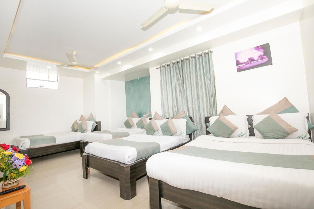 Aishwarya Le Royal Hotel Mysore Exterior foto