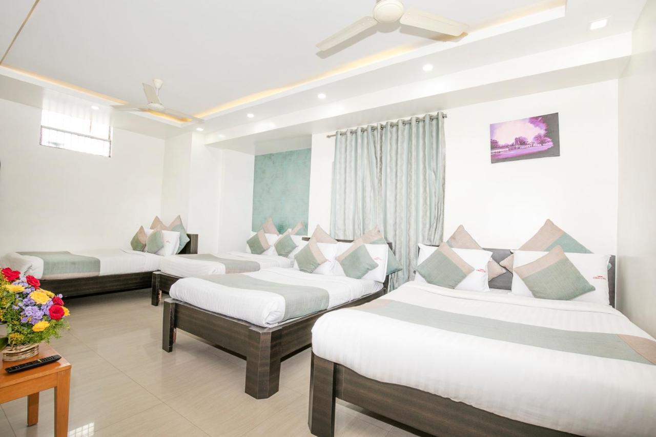 Aishwarya Le Royal Hotel Mysore Exterior foto