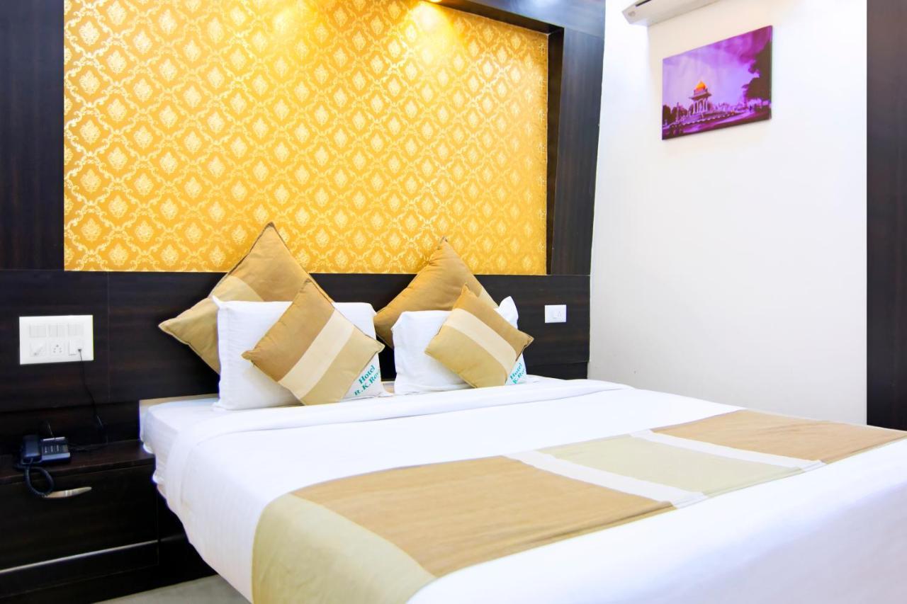 Aishwarya Le Royal Hotel Mysore Exterior foto