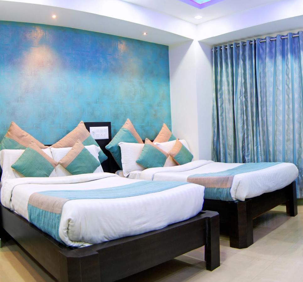 Aishwarya Le Royal Hotel Mysore Exterior foto