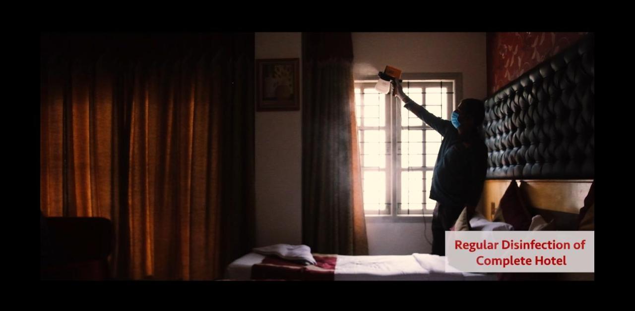 Aishwarya Le Royal Hotel Mysore Exterior foto